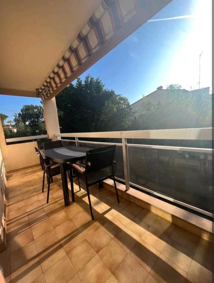 2 Pieces Proche Plage + Parking Golfe-Juan Εξωτερικό φωτογραφία